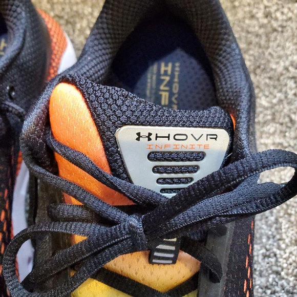 Men's Hover Sneakers - Picture 2 of 8